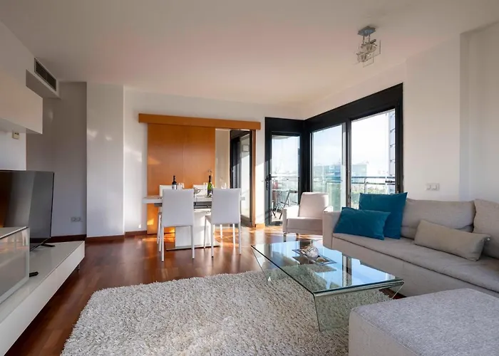 Close To Diagonal Apartament *