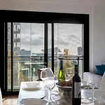 Close To Diagonal Apartament