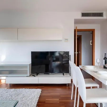 Close To Diagonal Daire *